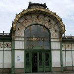 2006中欧魅力の街巡り【ウィーン③】のみの市/ナッシュマルクト、応用美術博物館/市民公園、夜はロッシーニのオペラ
